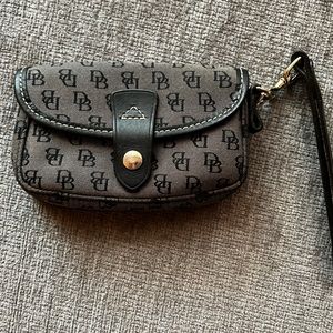 Dooney and Bourke wristlet